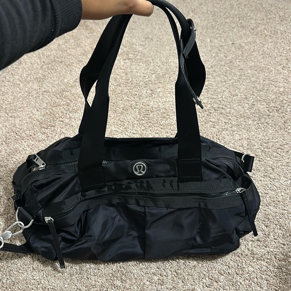 Lululemon - Picture 7 of 10